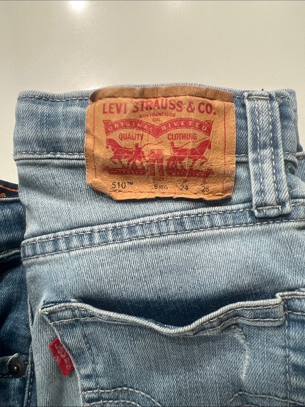 Light & Medium Blue Kids' Denim Levi Jeans - Pair - Picture 4 of 5